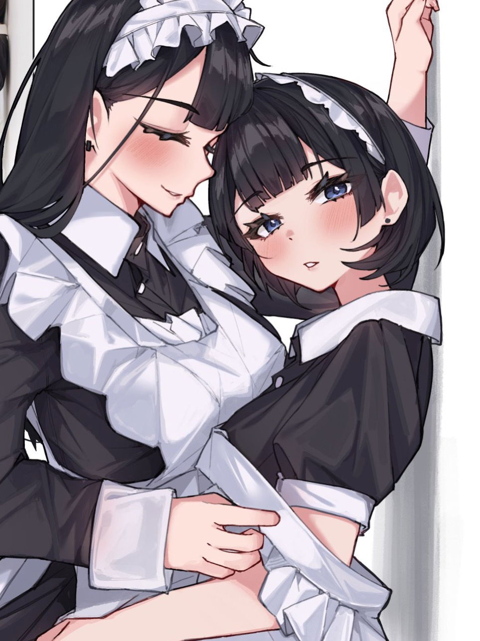 Schwarz Sisters (Maids)